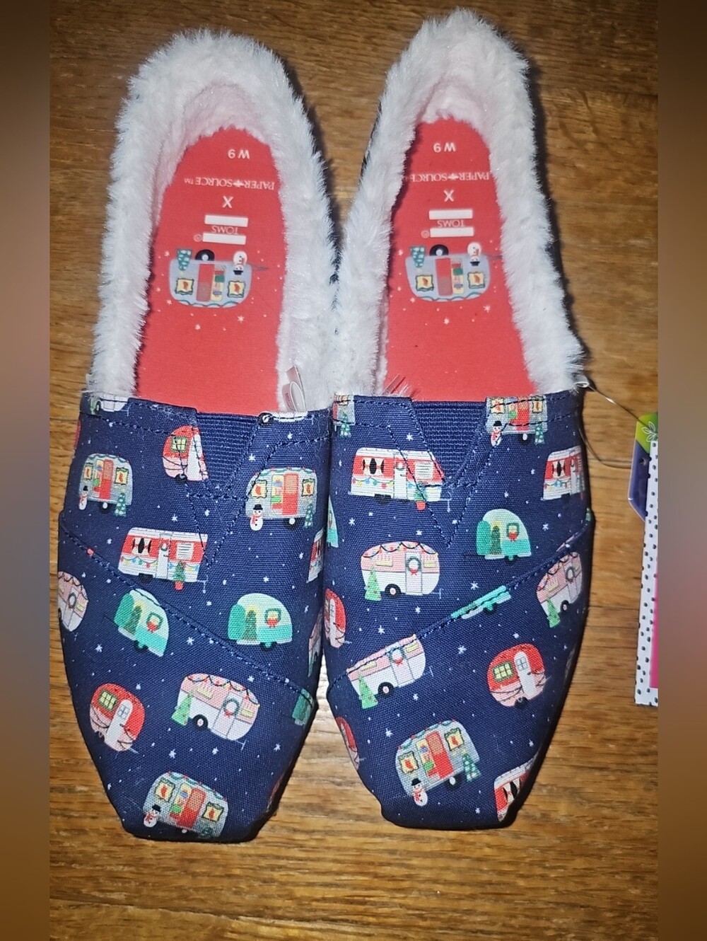 NWT TOMS Womens Navy Christmas Camper Print Slip-On Size 9